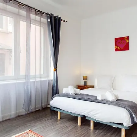 Apartment Clemenceau Avec Parking