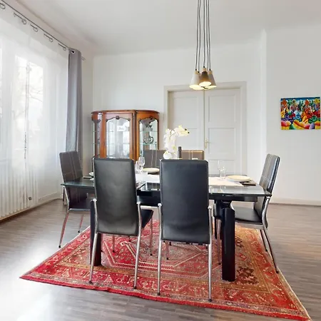 Clemenceau Avec Parking Apartment *